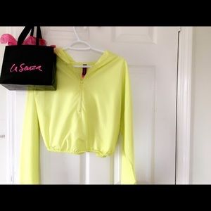 NEON cropped wind breaker 💛